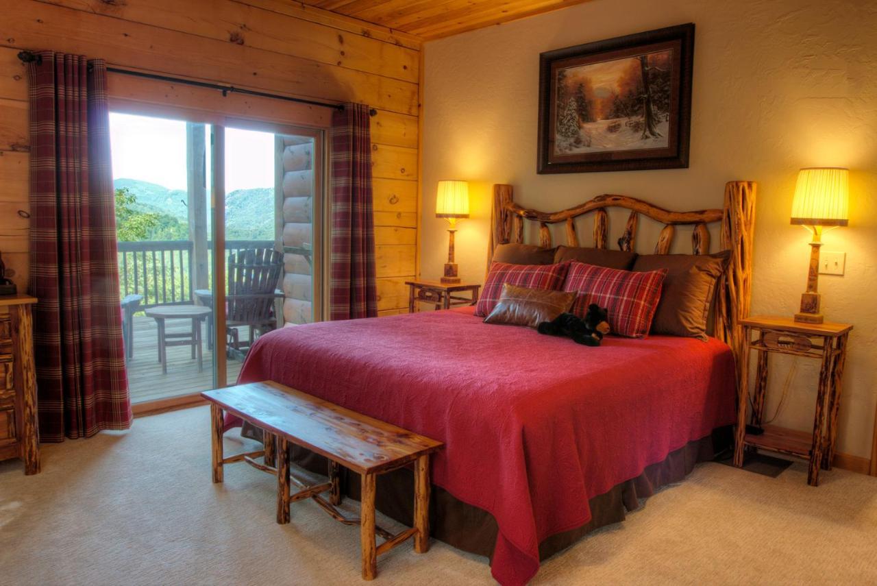 Lazy Bear Lodge Valle Crucis Exterior foto